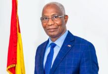 Guinée : Amadou Oury Bah reconduit à la Primature pour diriger le premier gouvernement de la Ve République.