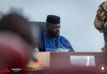 Guinée : le report du double scrutin entraîne un réaménagement du calendrier des campagnes.