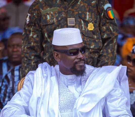 Guinée : le Président de la République appelle à la responsabilité sur les réseaux sociaux et à une expression apaisée.