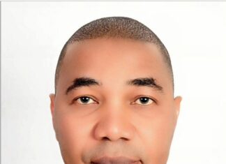 NATURALISATION EXCEPTIONNELLE EN RUSSIE : le Guinéen Dr. Tolno Sandy Kola gratifié.