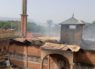 Kolenté : une mosquée ravagée par un incendie d’origine accidentelle.
