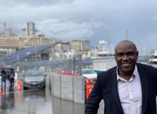 Guinée : la HAC lève l’interdiction d’exercer visant le journaliste Lamine Guirassy.