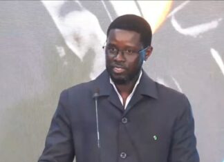 Sénégal : Bassirou Diomaye Faye lance son parti « Kiiraay » et livre sa vision du pouvoir.