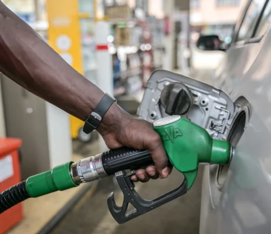 Carburant : la Guinée parmi les pays voisins où le litre est le moins cher.