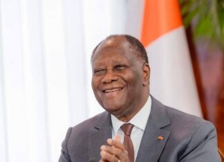 Côte d’Ivoire : Alassane Ouattara accorde la grâce présidentielle à plus de 4 600 détenus à l’occasion de la fête de l’indépendance.