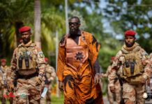 5 septembre : Mamadi Doumbouya rend hommage aux victimes et réaffirme son engagement pour la Guinée.