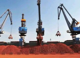 Mines : la Guinée attire les géants internationaux, entre bauxite, fer et or.